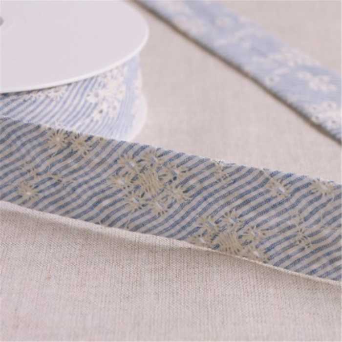 Biais rayures brodé Bleu 25 mm Biais rayures brodé Bleu 25 mm