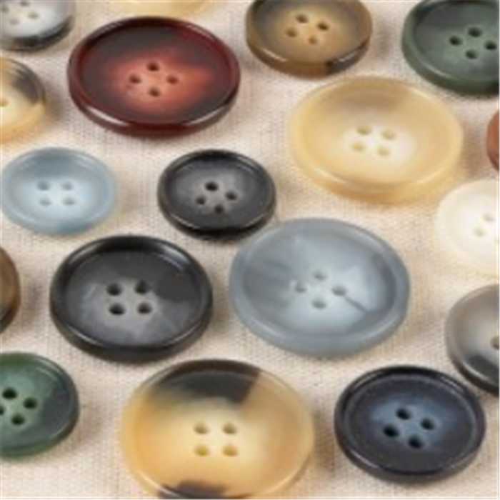 Bouton Costume 4 trous Bouton Costume 4 trous