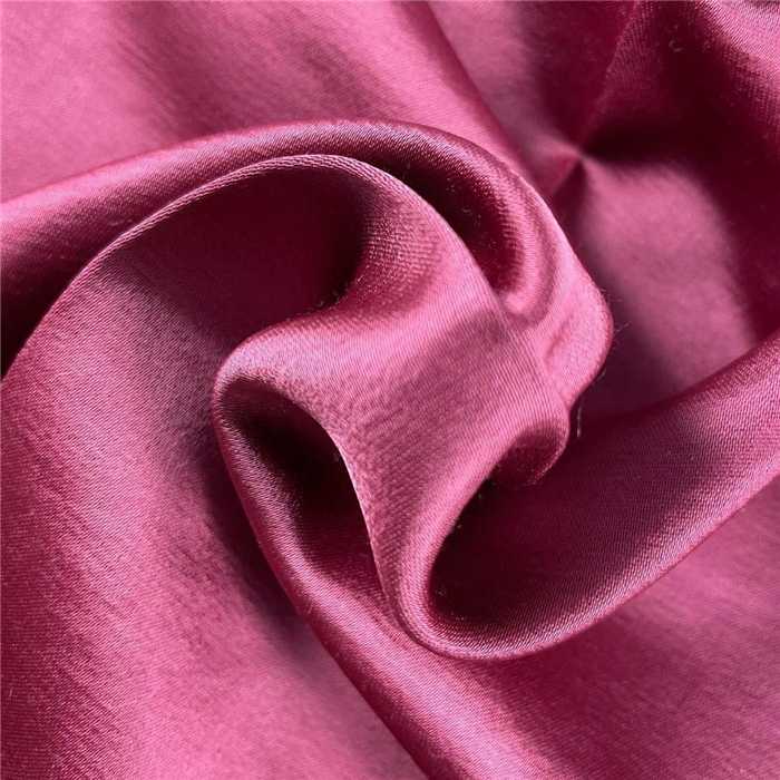 Satin de viscose rose framboise Satin de viscose rose framboise